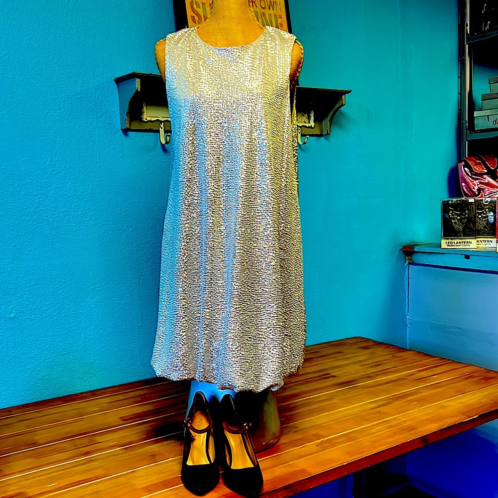 Women’s dress